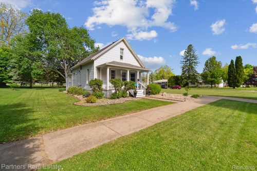 302 S Traver St, Saint Johns, MI, 48879-2038 | Card Image