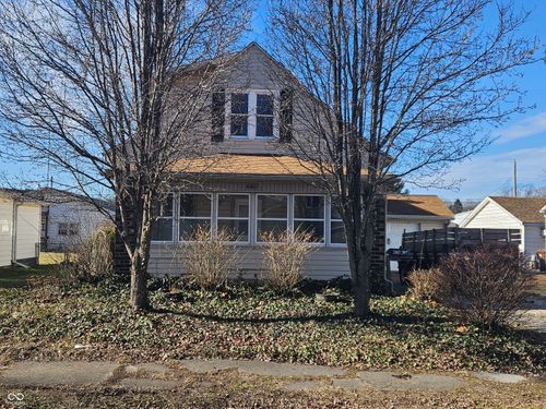 440 N 8th St, Clinton, IN, 47842-1849 | Card Image