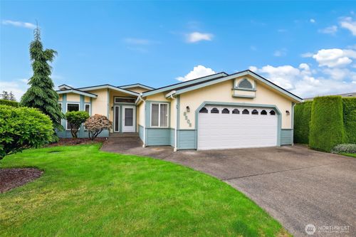 46-8203 18th Ln Se, Lacey, WA, 98503-3405 | Card Image