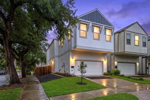 1732 Wichita St, Houston, TX, 77004-5951 | Card Image