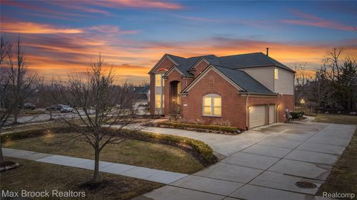 6901 Reed Ct, West Bloomfield, MI, 48322-2965 | Card Image