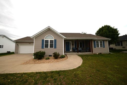 401 E Beacon Ct, Mount Vernon, IL, 62864-5782 | Card Image