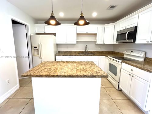 apt-a-13725 Sw 84th St, Miami, FL, 33183-4035 | Card Image