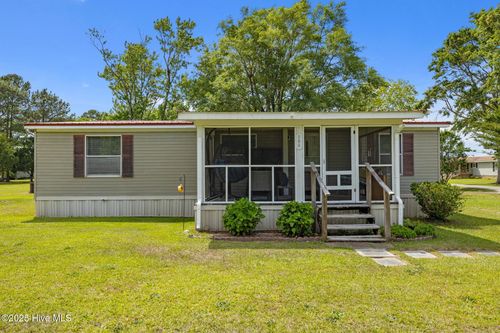 103 Cricket Ln, Newport, NC, 28570-6989 | Card Image