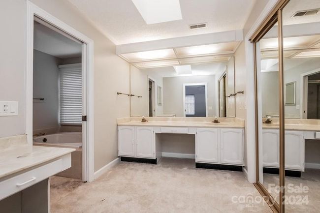 9325 Raintree Ln, House other with 4 bedrooms, 3 bathrooms and null parking in Charlotte NC | Image 13