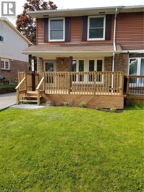 647 Balsam Cres, Oshawa, ON, L1J6A1 | Card Image