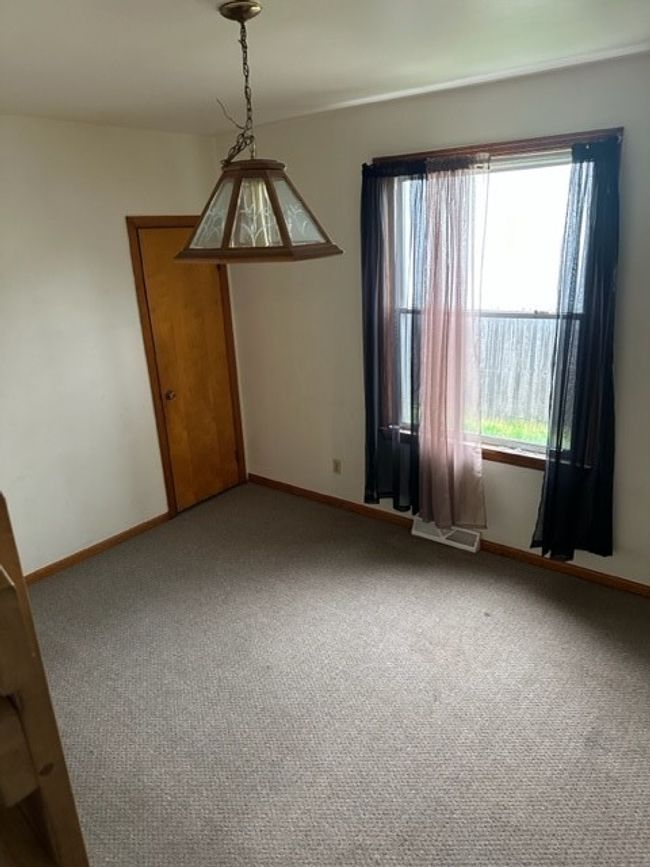 2010 Leishman Ave, Inactive in Arnold Zoocasa