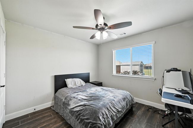 3829 Honey Grove Dr, House other with 4 bedrooms, 3 bathrooms and null parking in Midlothian TX | Image 11