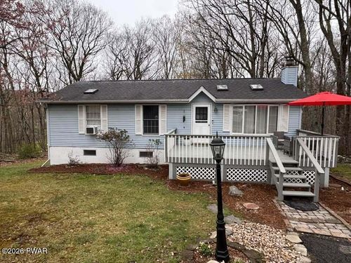 103 Pom Pom Ct, Milford, PA, 18337-5064 | Card Image