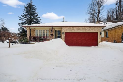 3 Cora Dr, Kitchener, ON, N2N3C6 | Card Image