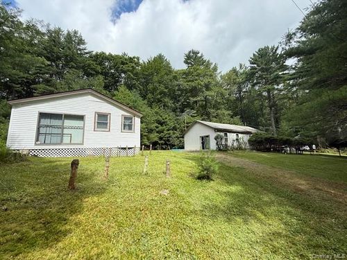 7 Hoyt Rd, Glen Spey, NY, 12737-6101 | Card Image