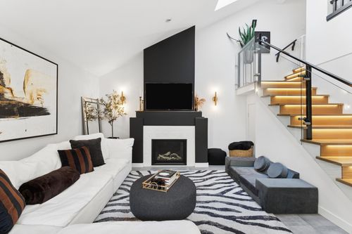 5-1550 Larkhall Cres, North Vancouver, BC, V7H2Z2 | Card Image