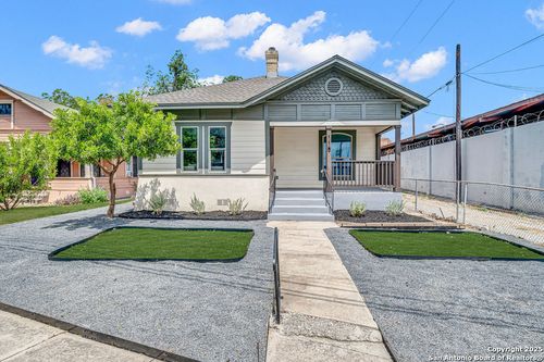 115 W Highland Blvd, San Antonio, TX, 78210-3831 | Card Image