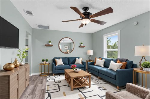 2512 Rainey St, Greenville, TX, 75401-3633 | Card Image