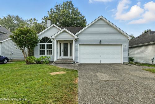 10906 Pineview Ct, Louisville, KY, 40299-3978 | Card Image