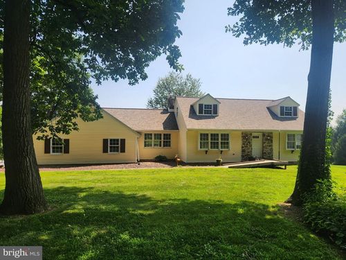 44 Oak Ridge Dr, QUARRYVILLE, PA, 17566-9288 | Card Image