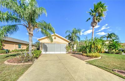 1923 Sterling Glen Court, House other with 2 bedrooms, 2 bathrooms and null parking in Sun City Center FL | Image 3