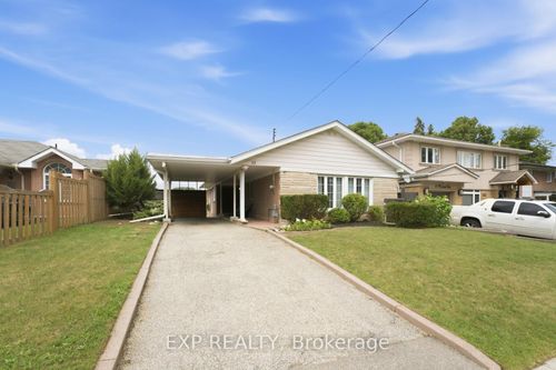 57 Riverhead Dr, Etobicoke, ON, M9W4G3 | Card Image