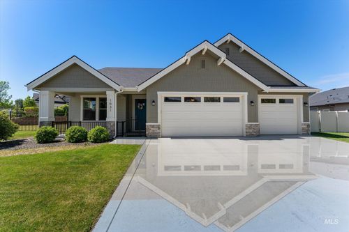1031 E Reflect Ridge Dr, Meridian, ID, 83642-4680 | Card Image