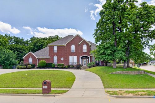 2416 Park Run Drive, Arlington, TX, 76016 | Card Image