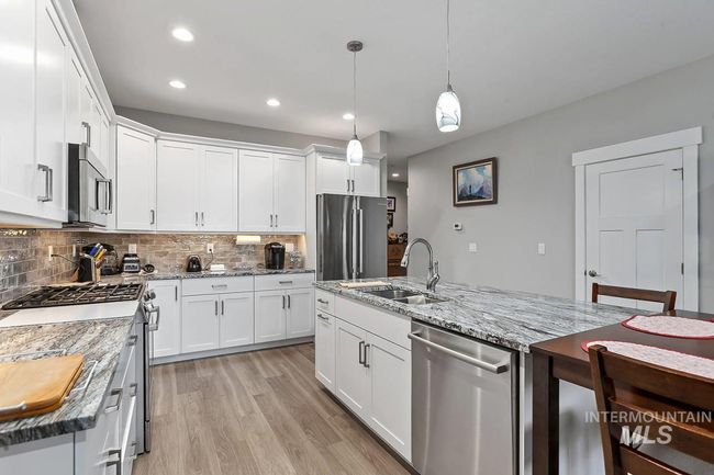 A - 2115 Powers Ave, Townhouse with 2 bedrooms, 2 bathrooms and 2 parking in Lewiston ID | Image 7