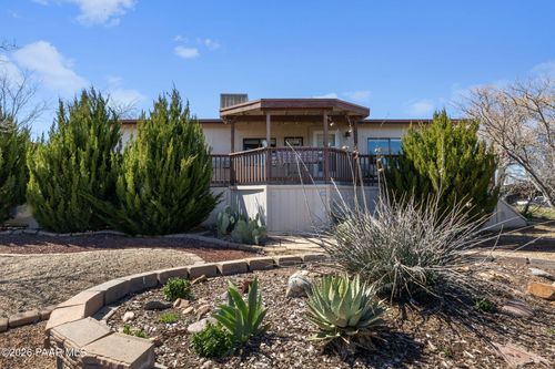 10194 E Durham Rd, Dewey-Humboldt, AZ, 86327-5207 | Card Image