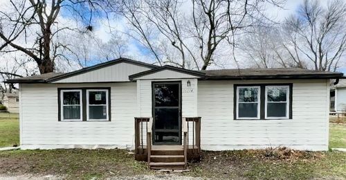 16014 Valentine Ave, Belton, MO, 64012-1546 | Card Image