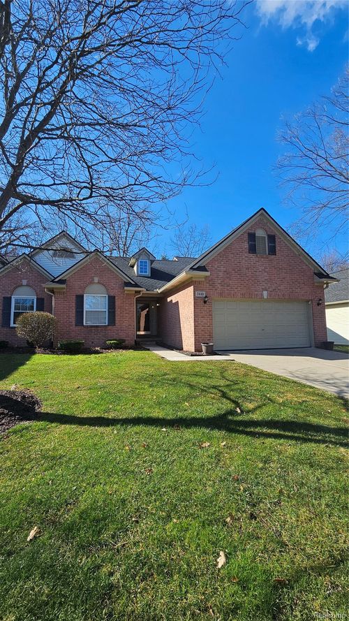 3449 Dewdrop Ln, Howell, MI, 48843-7379 | Card Image