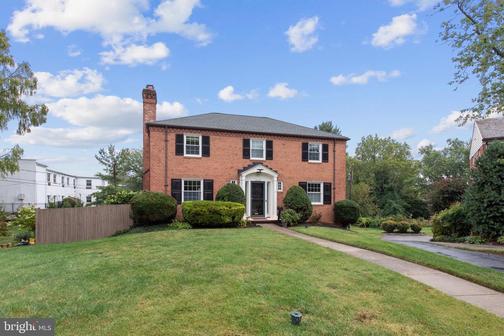 Purlington Way, Baltimore, MD 21212