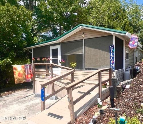 419 Mountain Thrush Dr, Townsend, TN, 37882-3055 | Card Image