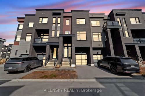 66 Laskin Dr, Vaughan, ON, L6A5A4 | Card Image