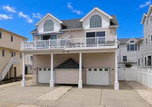 south-7904 Landis Ave, Sea Isle City, NJ, 08243-1254 | Card Image
