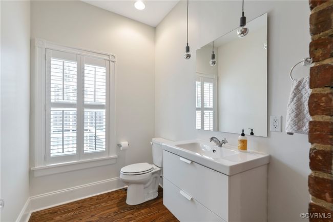 Powder room on 1st floor | Image 25