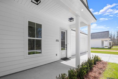 11976 Simms Rd, Denham Springs, LA, 70706-1363 | Card Image