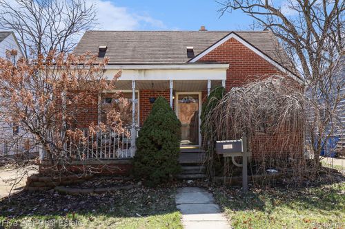 24691 Colgate St, Dearborn Heights, MI, 48125-1607 | Card Image