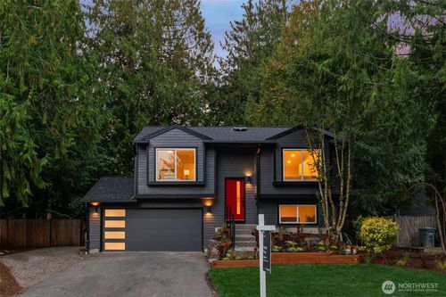 2709 229th Pl Ne, Sammamish, WA, 98074-8928 | Card Image