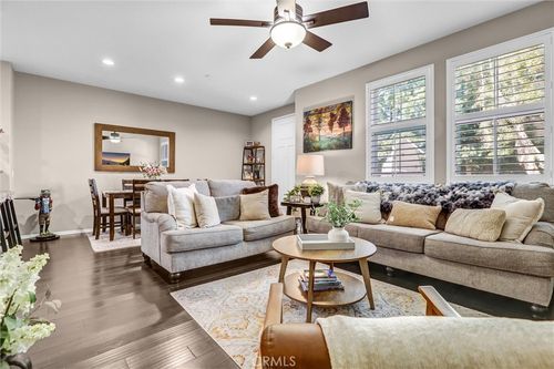 unit-2-2245 Rolling River Ln, Simi Valley, CA, 93063-2967 | Card Image