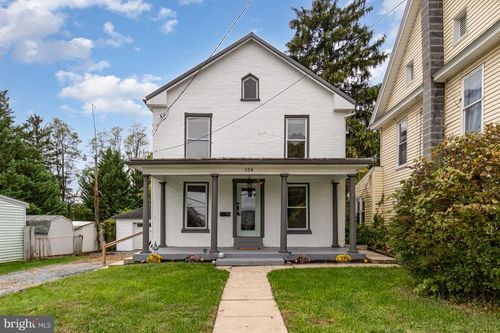 154 W W Main Street, FAYETTEVILLE, PA, 17222 | Card Image