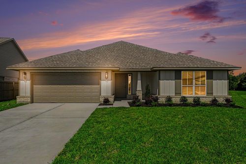 8 Gemstone Ct, Angleton, TX, 77515-1217 | Card Image