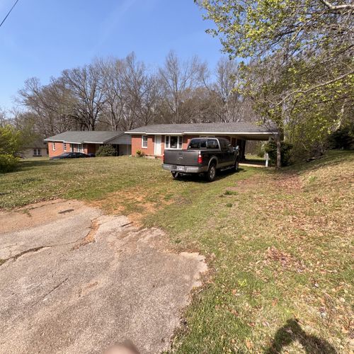 276 Oak St, Selmer, TN, 38375-1720 | Card Image