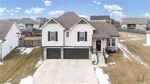 3727 Nw 95th Street, Kansas City, MO, 64154 | Card Image