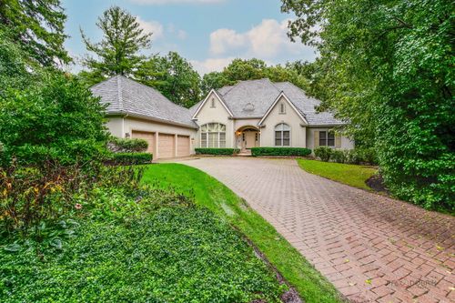 1 Briarwood Ln, Lincolnshire, IL, 60069-2500 | Card Image