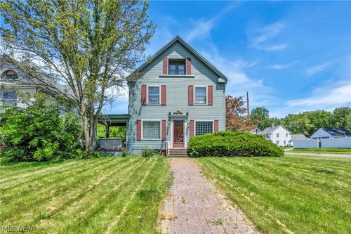 732 Robbins Ave, Niles, OH, 44446-2416 | Card Image