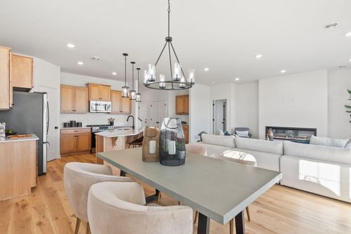 20051 79th Ave, Corcoran, MN, 55340-7407 | Card Image