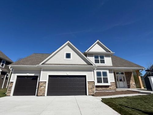 1344 Mohican Trl, Waukesha, WI, 53189-6892 | Card Image
