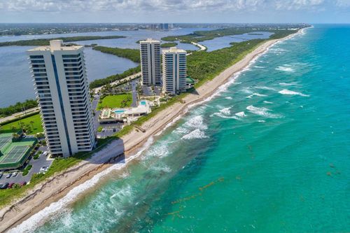 apt-12-5510 N Ocean Dr, Riviera Beach, FL, 33404-2511 | Card Image