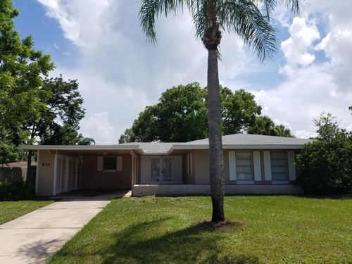 935 Bolton Ln, Rockledge, FL, 32955-4013 | Card Image