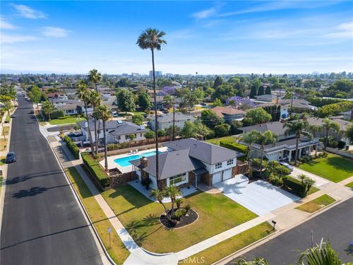 17592 Rainier Dr, North Tustin, CA, 92705-1833 | Card Image