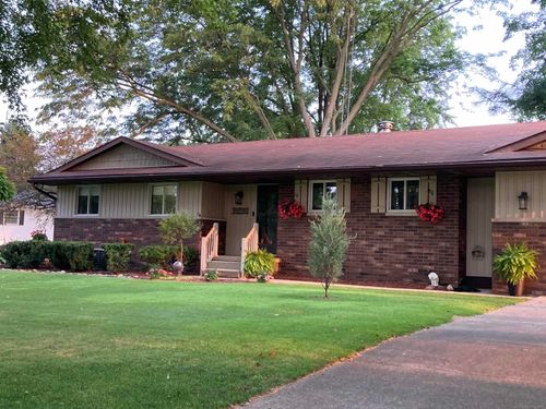 440 Stoney Creek Dr, Sandusky, MI, 48471-1043 | Card Image