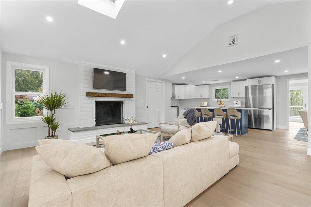 Bridge St, Medfield, MA 02052